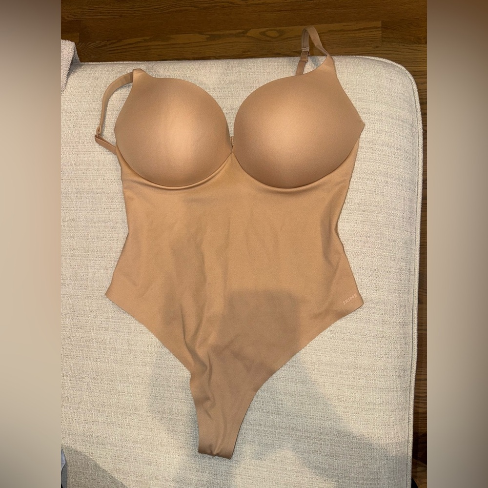 SKIMS Ultimate Body Push-Up Thong Bodysuit